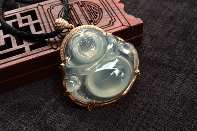 佛祖玉石吊墜的深厚寓意與玉石飾品的文化內(nèi)涵