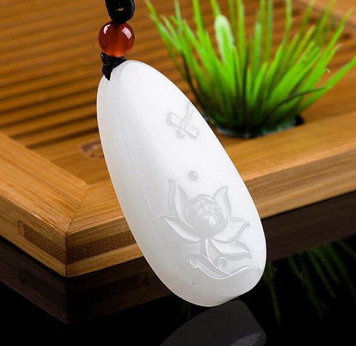 蓮花與和田玉 共塑東方美學(xué)中的純潔、高雅與尊貴